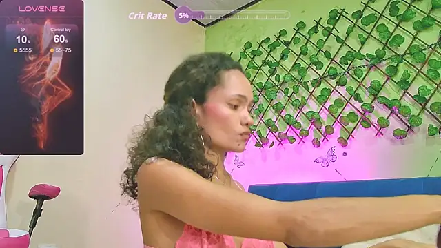 Snapshot of Karen_Ariass chatting on September 20, 2:26 pm Karen Ariass online show from September 20, 2:26 pm