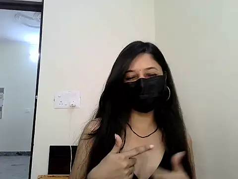 Snapshot of GUDIYA_BAB chatting on October 2, 6:18 am GUDIYA BAB online show from October 2, 6:18 am