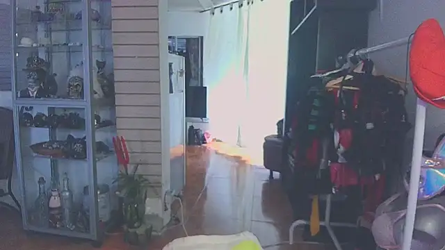 xinamora online show from October 11, 4:31 pm