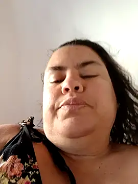 Snapshot of yaneth_ chatting on September 21, 7:23 pm yaneth online show from September 21, 7:23 pm