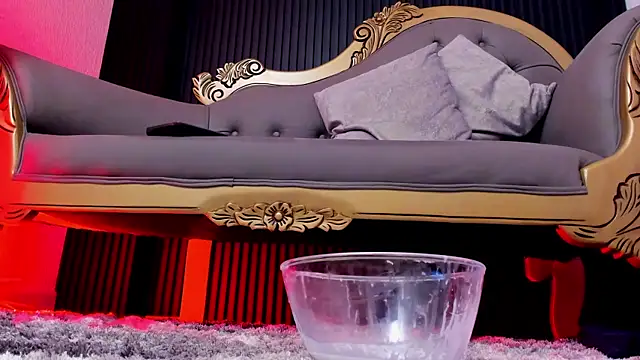 MissKathyfox online show from September 19, 4:17 pm