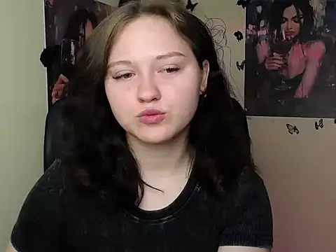 LadyAlice  online show from June 1, 6:26 am