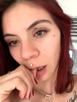Snapshot of Annie_Miller1 chatting on October 5, 8:47 pm Annie Miller1 online show from October 5, 8:47 pm