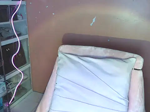 skinny gracie online show from January 11, 10:42 am