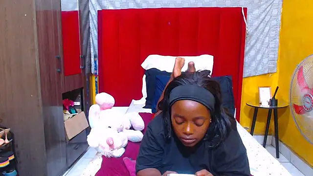 Candycrush2555 online show from February 14, 8:00 pm