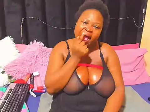 AmazingDarkDoll online show from February 5, 12:52 pm