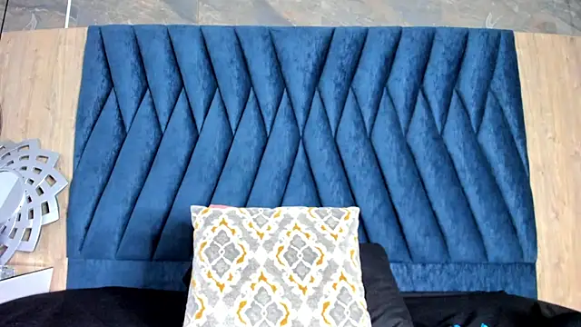 Snapshot of Samy_Grey01 chatting on September 21, 4:22 am Samy Grey01 online show from September 21, 4:22 am