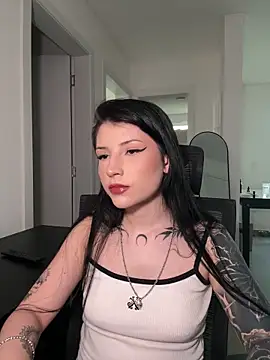 Privad ravenna online show from April 20, 8:45 pm