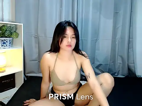 Urasian ladybug online show from October 6, 7:58 am