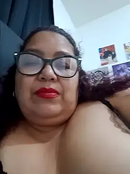 Snapshot of ladytropical1 chatting on September 17, 5:11 pm ladytropical1 online show from September 17, 5:11 pm