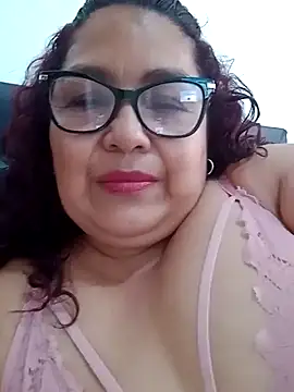 Snapshot of ladytropical1 chatting on September 16, 5:10 pm ladytropical1 online show from September 16, 5:10 pm