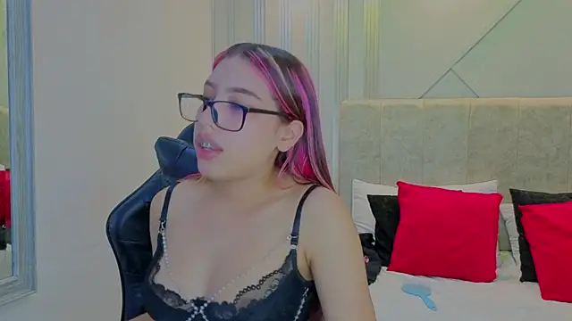 Snapshot of nami_sweet_ chatting on October 11, 1:25 pm nami sweet online show from October 11, 1:25 pm