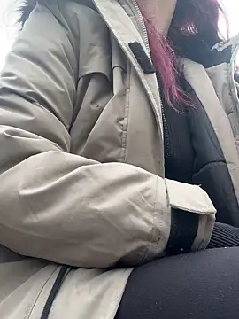 raen001 online show from March 23, 9:15 am