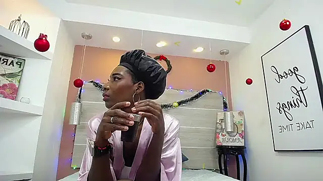 AlexandraCambell online show from December 20, 11:47 am