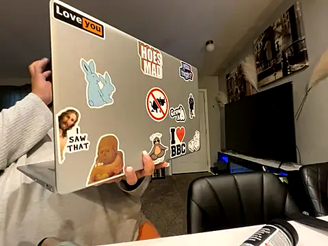 JizzyJazzunleashed online show from September 13, 2:30 am