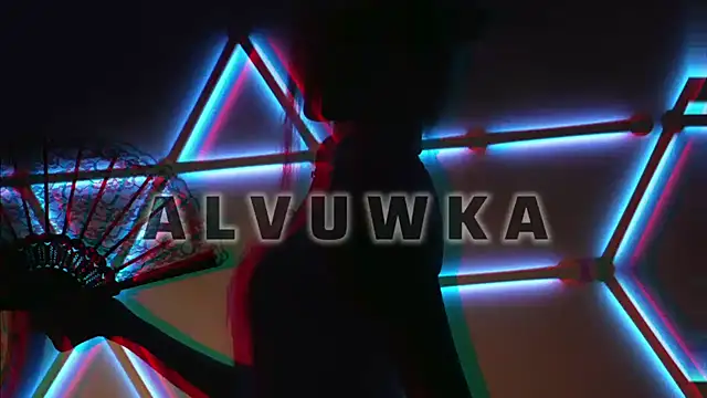 Snapshot of Alvuwkaa chatting on October 13, 8:17 am Alvuwkaa online show from October 13, 8:17 am