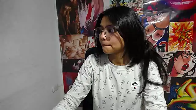 SofieLove 01 online show from November 4, 7:13 am