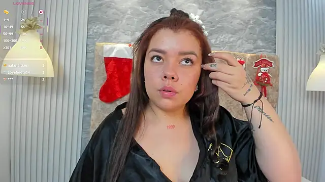 leilapons online show from December 21, 9:08 pm