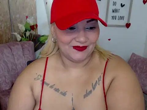 laleska montenegro online show from November 10, 5:35 am