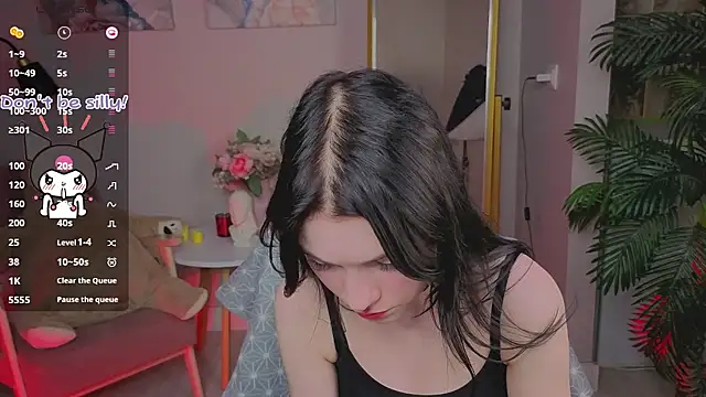 Snapshot of Sophie_SkyAngel chatting on October 3, 9:20 pm Sophie SkyAngel online show from October 3, 9:20 pm
