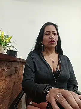 Snapshot of PAULA20- chatting on October 11, 2:09 pm PAULA20- online show from October 11, 2:09 pm