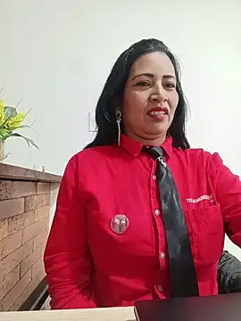 Snapshot of PAULA20- chatting on October 17, 3:04 pm PAULA20- online show from October 17, 3:04 pm