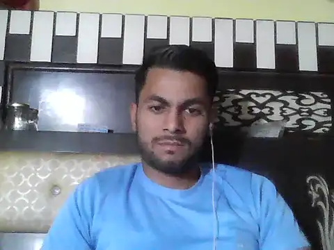 ursdreamperson online show from December 1, 10:41 am