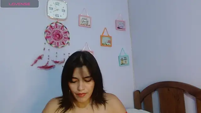 angelly  kate online show from July 1, 1:49 am