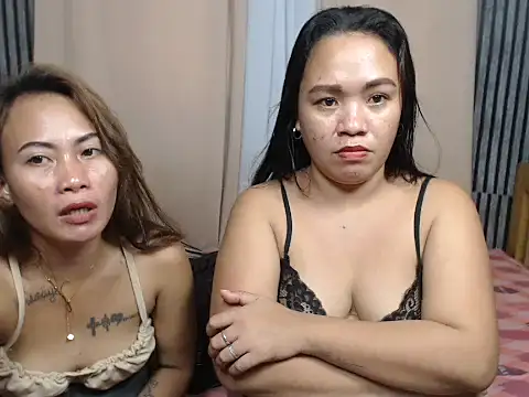 joanpetite online show from October 27, 1:56 am