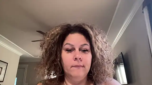 Snapshot of number1slut chatting on September 26, 8:39 pm number1slut online show from September 26, 8:39 pm