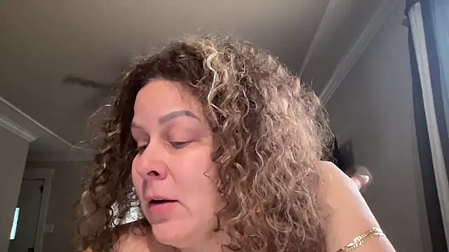 Snapshot of number1slut chatting on October 8, 4:00 pm number1slut online show from October 8, 4:00 pm