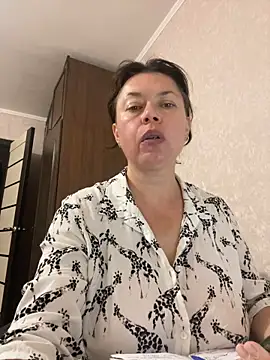 Kiravix online show from October 10, 4:23 pm