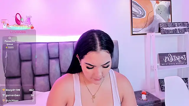 sofiacaramel online show from December 17, 7:29 pm