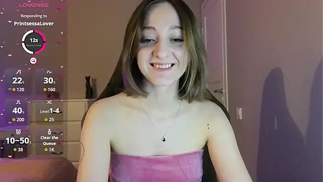 white liillyy online show from June 9, 10:09 pm