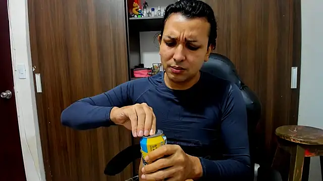 miss bigcockts online show from October 12, 8:17 am