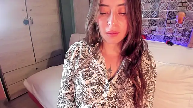 Keyla ruiz  online show from March 3, 5:52 pm