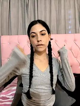 samanthadeluxe1 online show from October 10, 6:57 pm