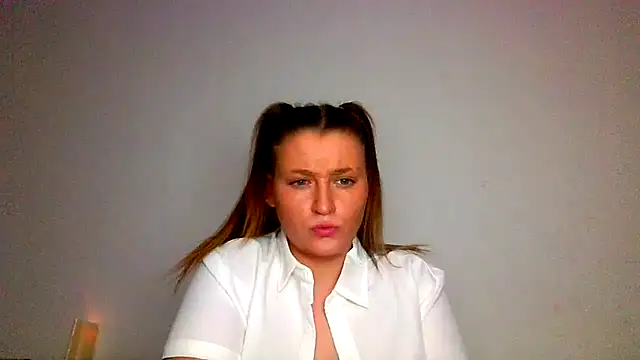 RUBY-ROSE-SWINGS online show from December 3, 1:13 pm