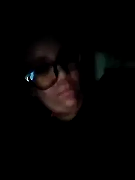 Snapshot of RapunzeRaydes chatting on September 24, 4:11 am RapunzeRaydes online show from September 24, 4:11 am