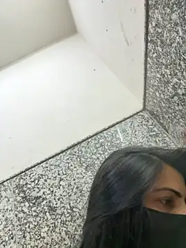 SashaPatel online show from April 6, 4:46 am