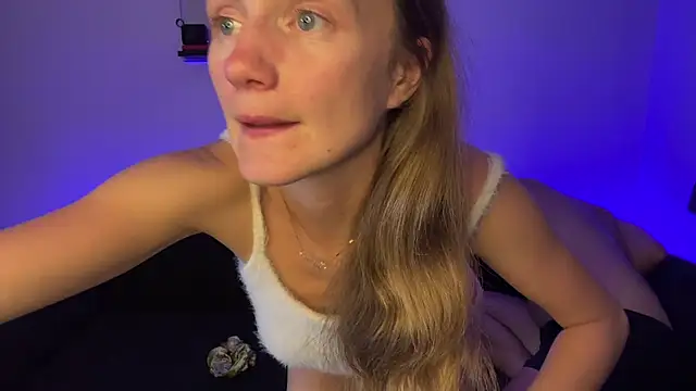 andyzuzka online show from June 2, 7:48 pm