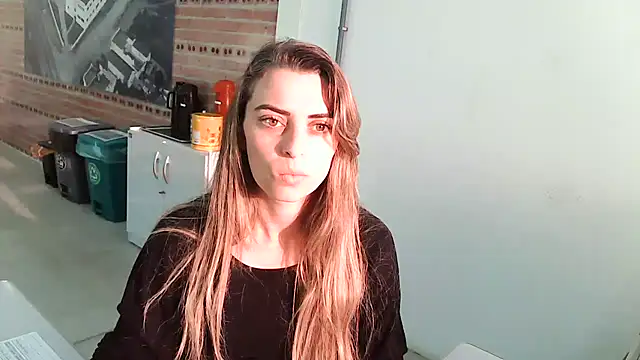 Snapshot of SweetGraciosa chatting on September 23, 8:18 pm SweetGraciosa online show from September 23, 8:18 pm