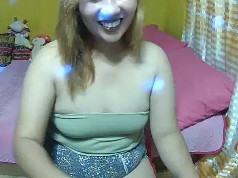 Snapshot of Strawberryyou chatting on September 20, 9:51 am Strawberryyou online show from September 20, 9:51 am
