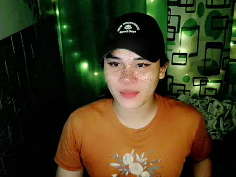 urdreamgirljacky online show from December 15, 1:49 pm