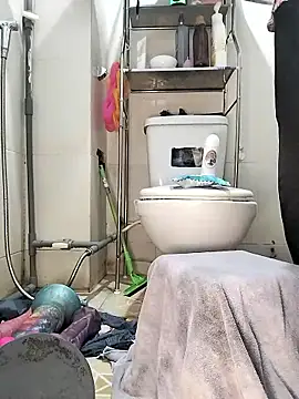 linhlinh xx87 online show from December 5, 1:01 pm