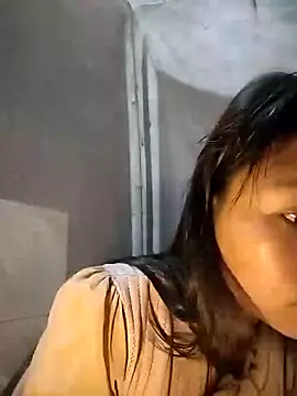 LinhNa999 online show from February 23, 1:50 am