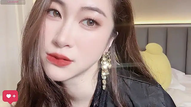 wuyueaini online show from November 8, 5:56 am