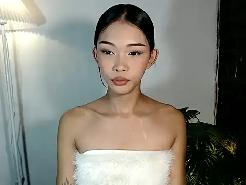 holyakiesha online show from October 2, 4:50 am