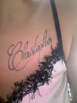 AmeliaRossi  online show from October 15, 4:15 am