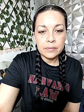 valeria benett online show from February 23, 8:30 pm